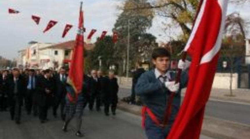 24 Kasım &Ouml;ğretmenler G&uuml;n&uuml; Edirne&rsquo;de T&ouml;renlerle Kutlandı