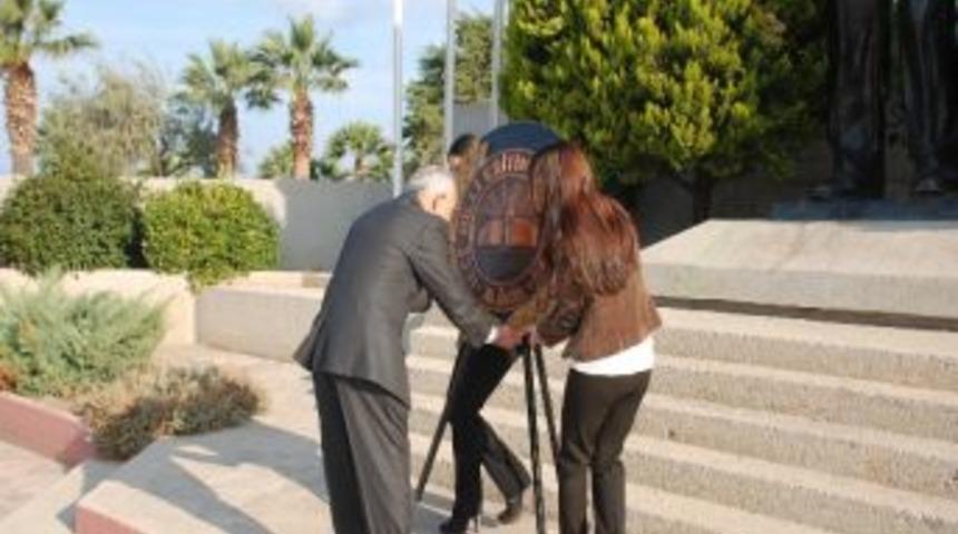 Aliağa&rsquo;da &Ouml;ğretmenler G&uuml;n&uuml; Kutlandı