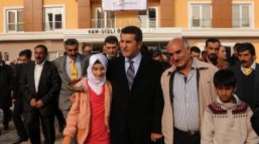 Şişli Belediye Başkanı Mustafa Sarıg&uuml;l'&uuml;n Van Ziyareti