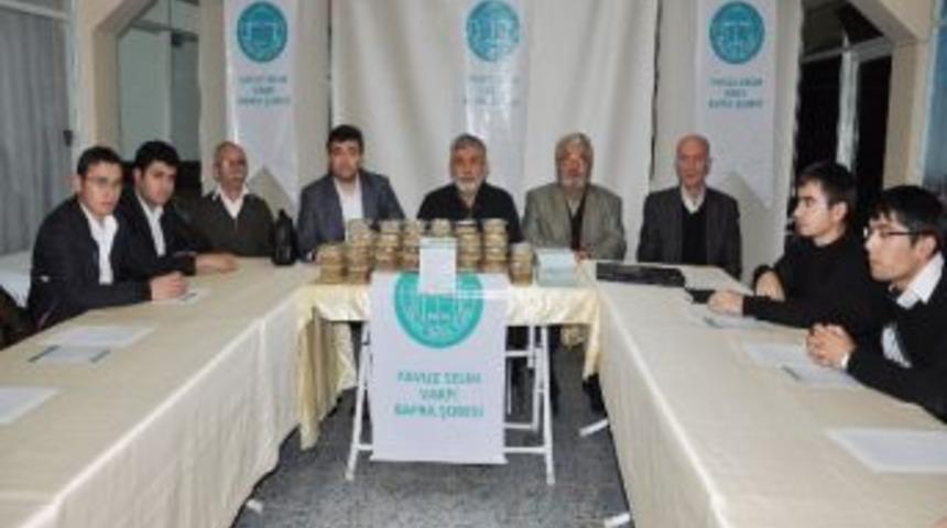 Esnafa Aşure Dağıtıldı