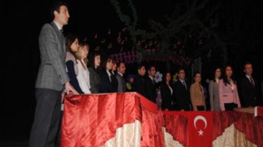 Erkan: D&uuml;nya Yarışında En &Ouml;nde Yer Almanın Yolu Eğitimden Ge&ccedil;iyor