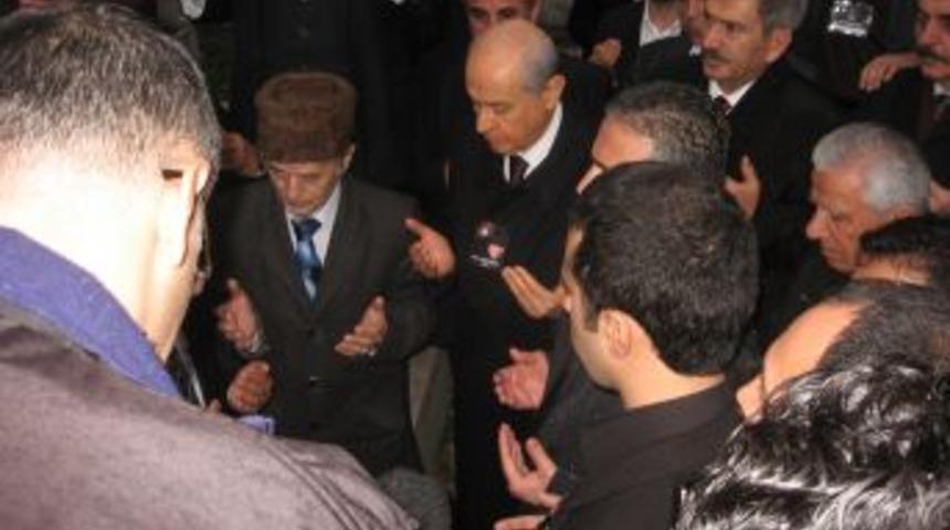 Bah&ccedil;eli, Prof. Dr. Yazgan'ı Dualarla Uğurladı