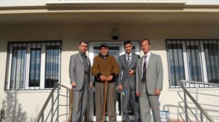 Aktif Eğitimciler Sendikası'ndan Emekli &Ouml;ğretmenlere Ziyaret