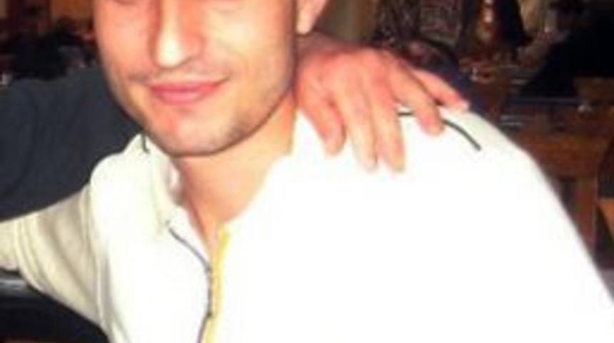 Halı Saha Ma&ccedil;ı Sonrası Kalp Krizi Ge&ccedil;iren Şahıs Kurtarılamadı