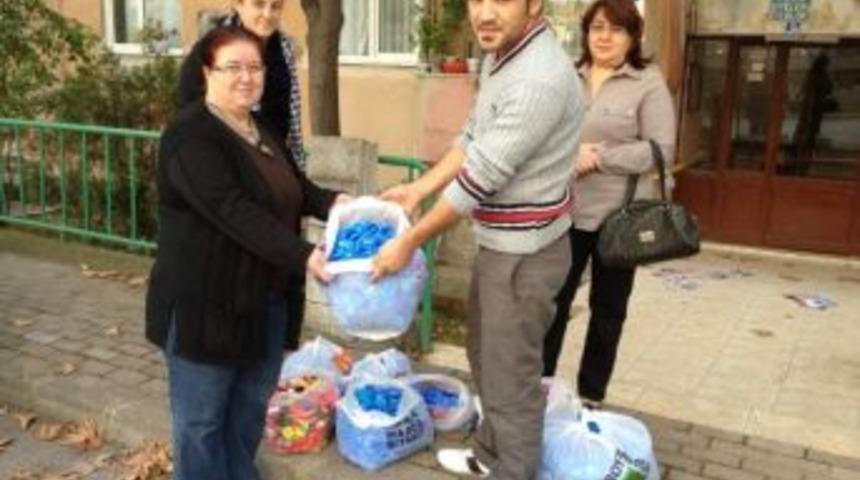 İzmitli Kadınlardan &Ouml;rnek Davranış