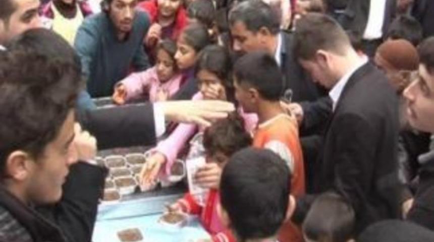 Urfa&rsquo;da Aşure İzdihamı