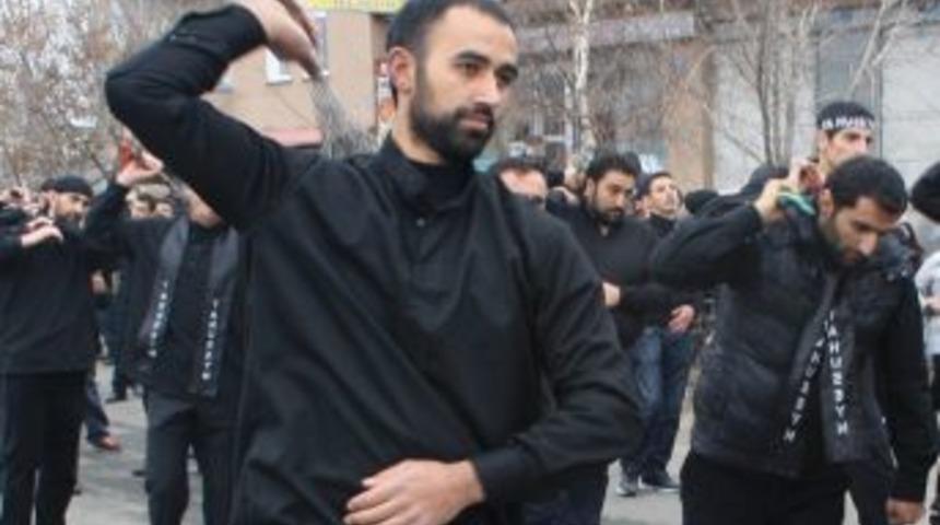 Kars'ta Kerbela Şehitleri I&ccedil;in Matem Tuttular