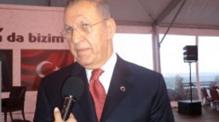 Muharrem Iftarına Katılan &Uuml;nl&uuml;lerden Birlik Mesajı