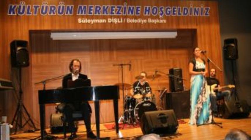 SEDER Ve Adapazarı Belediyesi'nin D&uuml;zenlediği Program &Ouml;ğretmenleri Buluşturdu