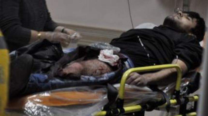 Bı&ccedil;aklı Kavga: 1 Yaralı