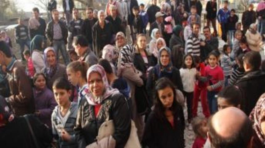 Bursa'da &Uuml;cretsiz Sınav İzdihamı