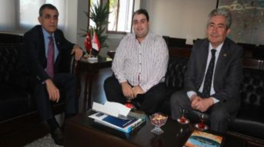 Akt&uuml;rk'ten G&uuml;rkan&rsquo;a Ziyaret