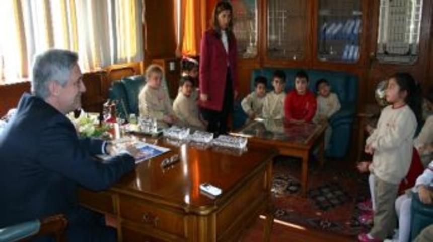 Minikler Rekt&ouml;r&uuml; Terletti