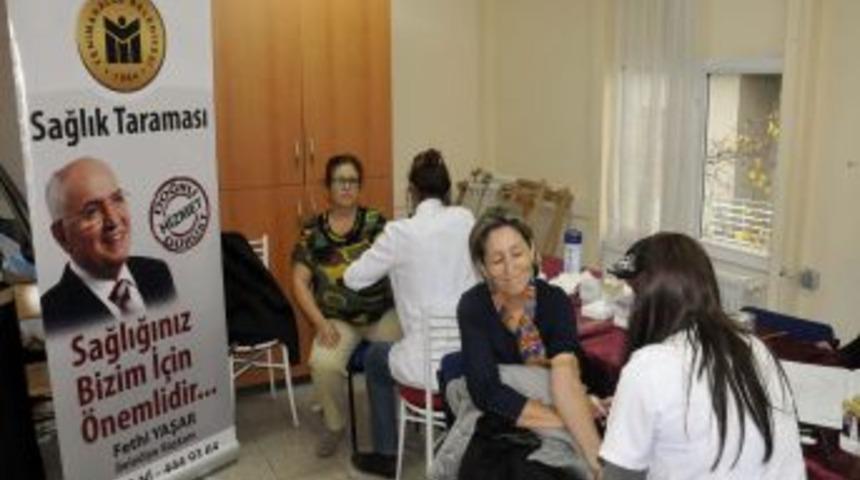 Yenimahalle'de Sağlık Taramaları Devam Ediyor
