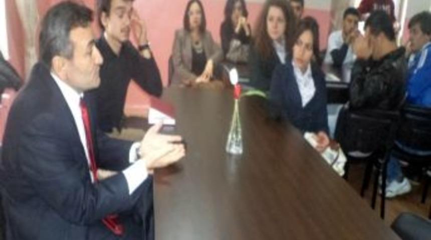 Balya &Uuml;niversiteli Toplum G&ouml;n&uuml;ll&uuml;lerini Ağırladı