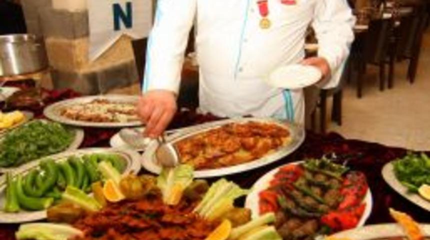 D&uuml;nya Aş&ccedil;ıları Gaziantep Yemeklerini &Ouml;ğrenecek