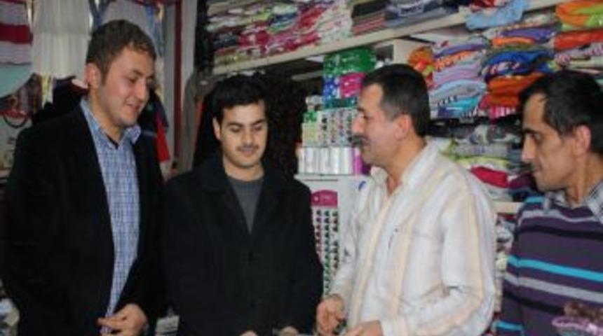 A&Ccedil;ELYA Derneği, Esnafa Aşure Dağıttı