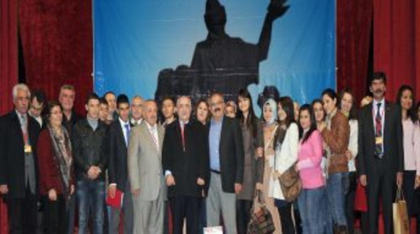 1.Uluslararası Aşık Paşa Şiir Ş&ouml;leni Ger&ccedil;ekleşti