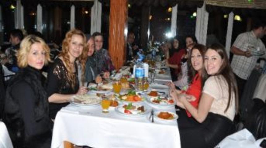 &Ouml;ğretmenler 24 Kasım'ı Kutladı