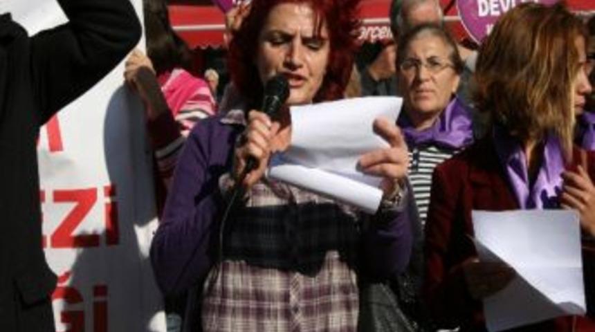 Didimli Kadınlar 'kadına Karşı Şiddet' Protesto Ettii