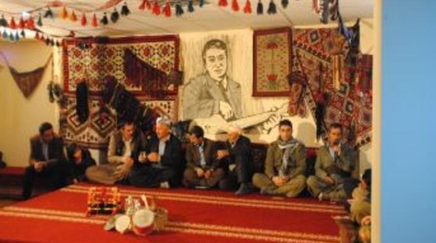 Şemdinli'de Dengbejler Gecesi