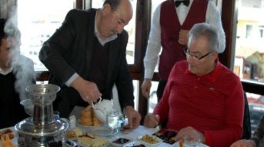 Deniz Baykal, Havza&rsquo;yı Ziyaret Etti