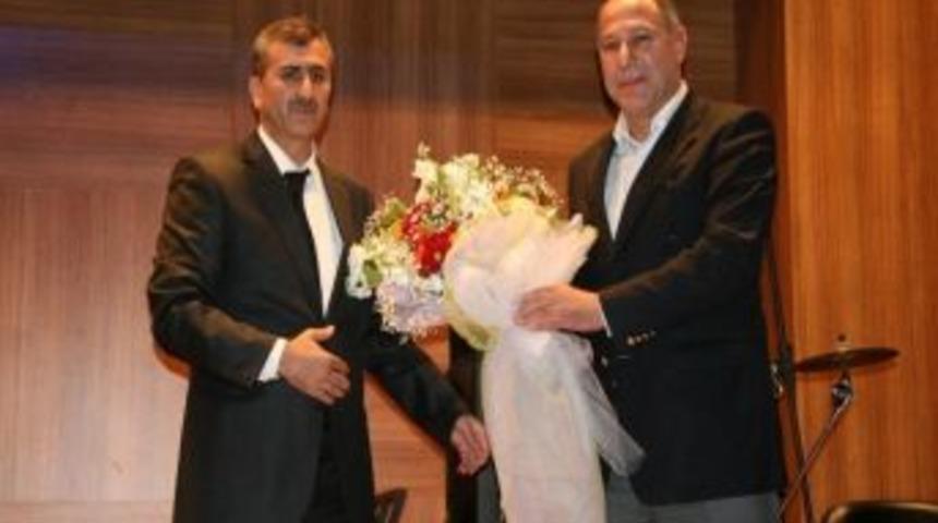 &Ouml;ğretmenler G&uuml;n&uuml; Coşkuyla Kutlandı