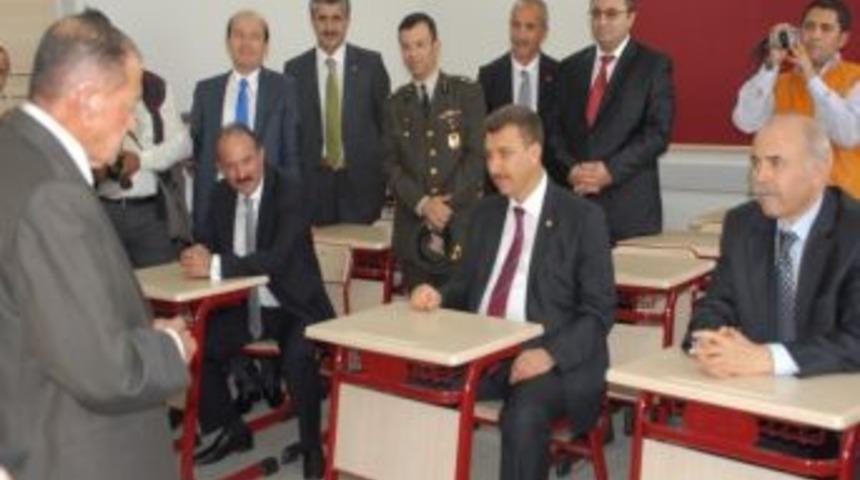 Fethiye Belediye Fen Lisesi T&ouml;renle A&ccedil;ıldı