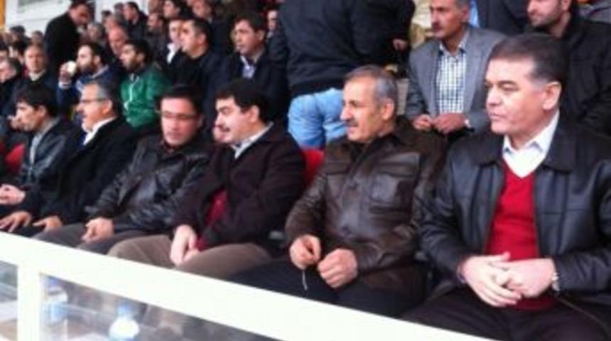 Yeni Malatyaspor Ma&ccedil;ına Protokolden Yoğun İlgi