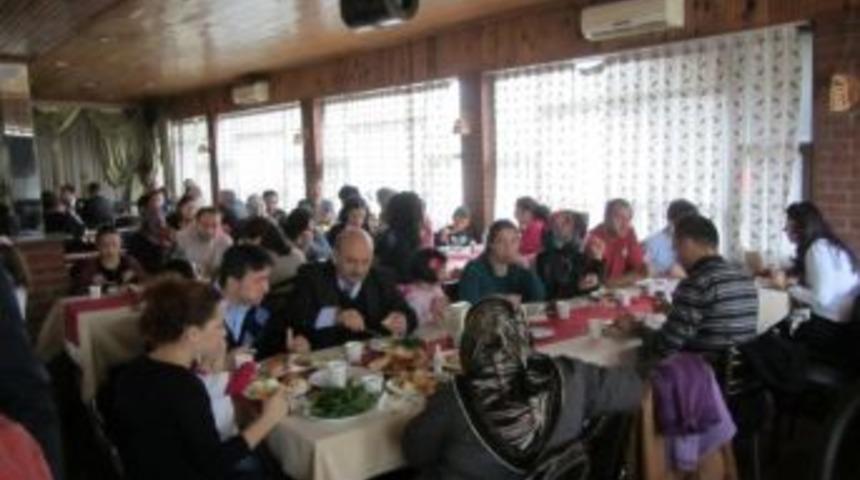 T&uuml;rk Eğitim-sen Kahvaltı D&uuml;zenledi