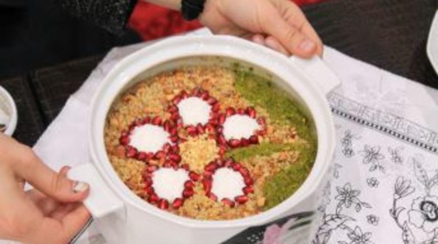 Bayburtlu Kadınlar Aşureyle Maharetlerini Sergilediler