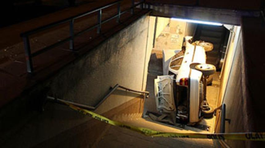 Otomobil yaya alt ge&ccedil;idine d&uuml;şt&uuml;