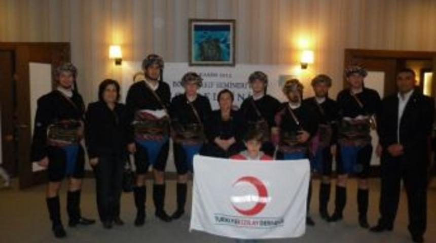 Urla Kızılay Halk Oyunları Ekibi, Rotary Üyelerinden Alkış Aldı