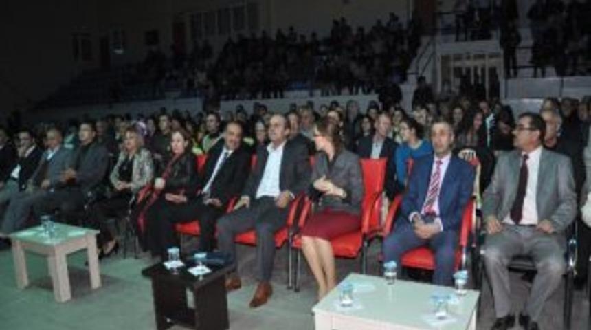 Kula Tsm Korosu Öğretmenler İçin Söyledi