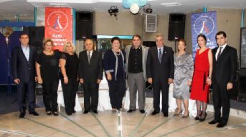 Akdeniz'li &Ouml;ğretmenlere coşkulu kutlama