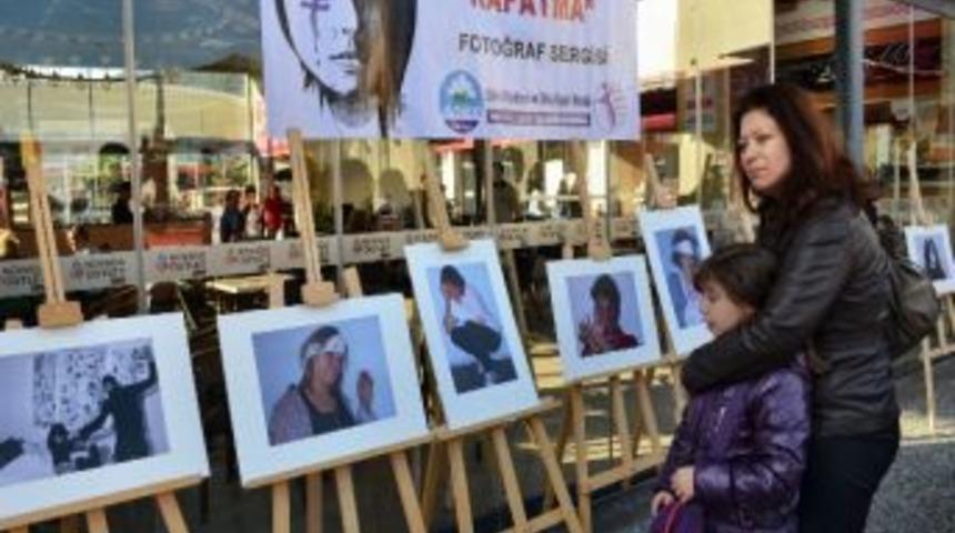 S&ouml;keli Kadınlar Fotoğraflarla &lsquo;bana G&ouml;zlerini Kapatma&rsquo; Dedi