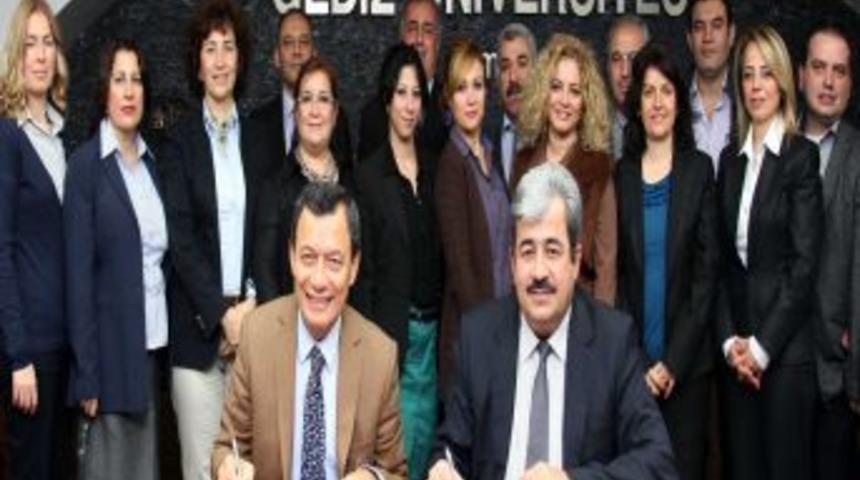 Kamu Kurumları Lisans Eğitimi Için Gediz Üniversitesi'ni Seçiyor