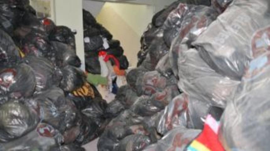 Polisten Belediye Depolarına Baskın