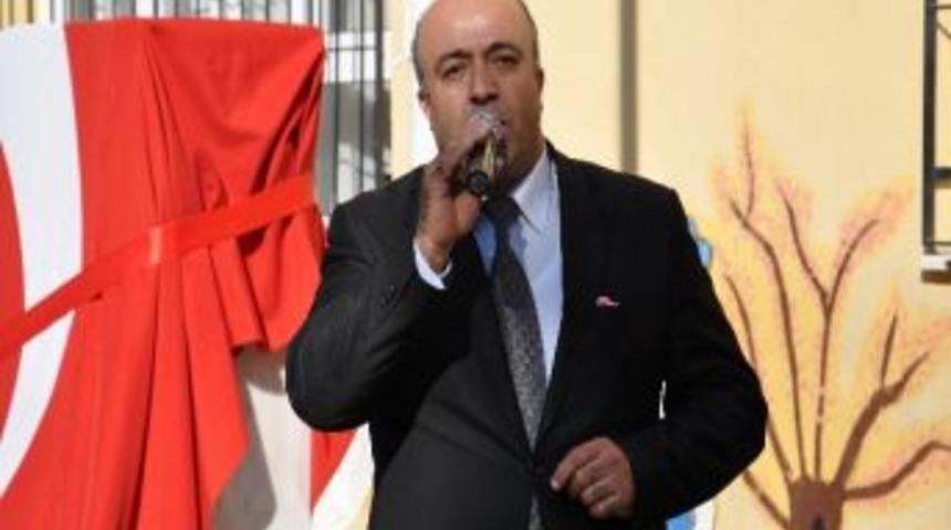 Gaziemir&rsquo;de İlkokula Atat&uuml;rk B&uuml;st&uuml;