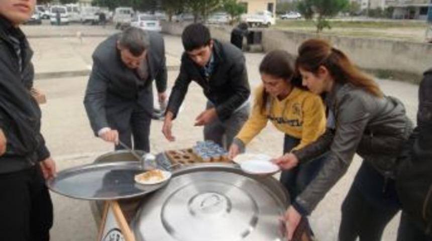 Burhaniye&rsquo;de Kermes Geliri Mesleki Eğitime Katkı Olacak