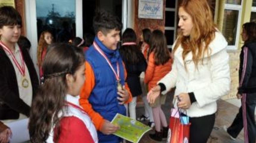 Kardelen Koleji'nde İngilizce Dublaj Yarışması Yapıldı