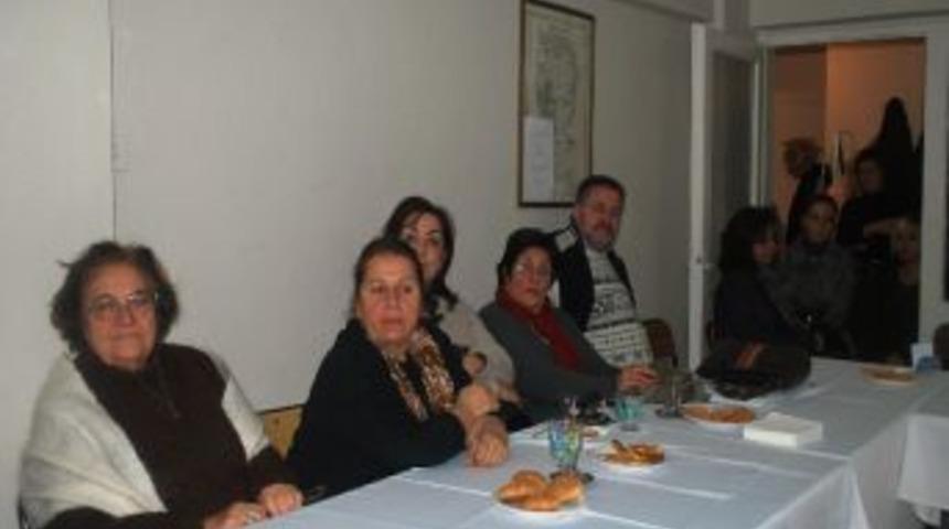 Ayvalık&rsquo;ta Kadına Şiddete Kadın Meclisi&rsquo;nden Tepki