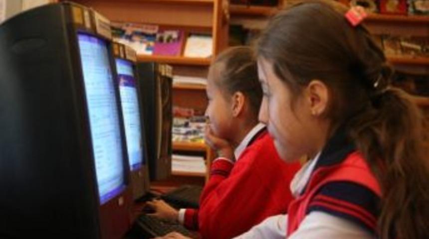 K&uuml;t&uuml;phanede Kitap Okuma Sayısı Artıyor