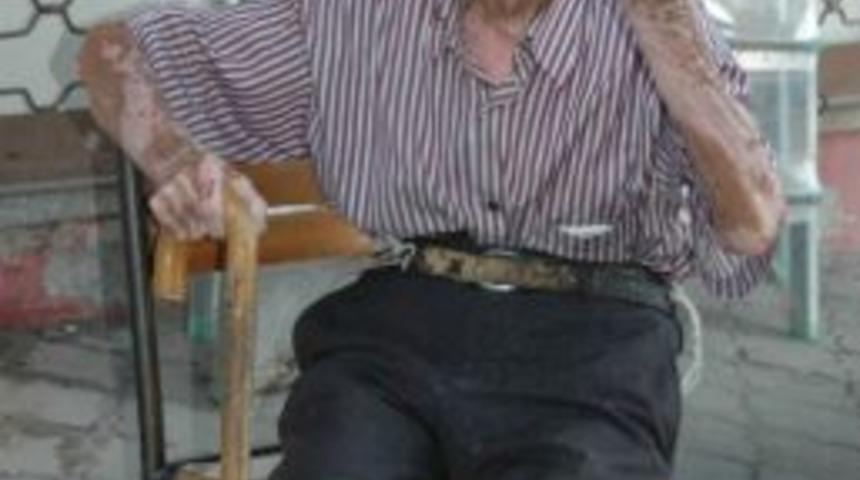 Nazilli&rsquo;nin 104 Yaşındaki Bekir Dedesi Hayatını Kaybetti