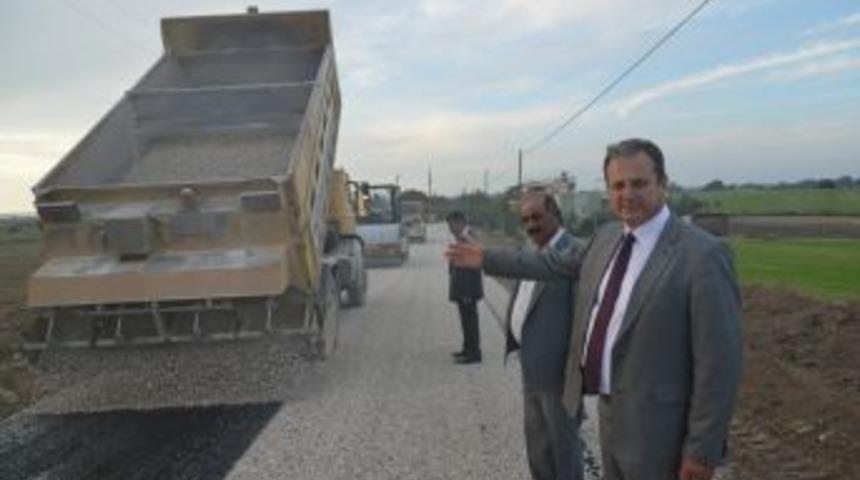 Adana bitti Karataş'a asfalt yapıyorlar