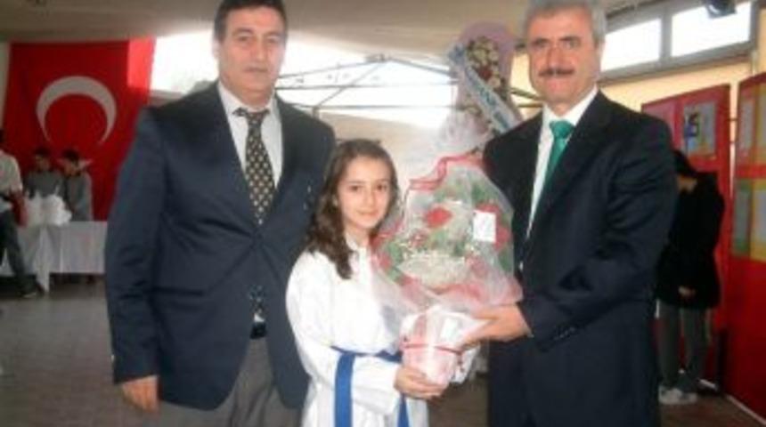 Burhaniye&rsquo;de Spora Desteğe &Ccedil;i&ccedil;ekli Teşekk&uuml;r