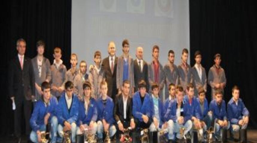 Umut Yıldızı Umut Oldu, 24 &Ccedil;ocuk Hayatlarında Yeni Bir Sayfa A&ccedil;ıyor