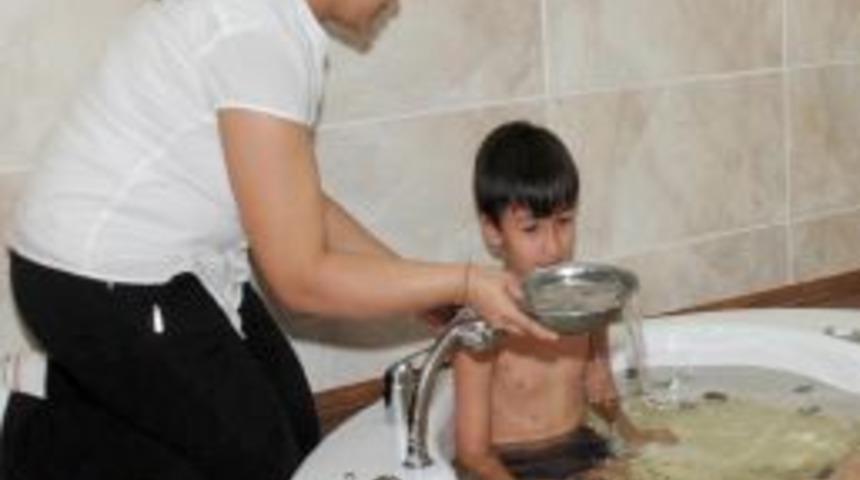 Yeşil &Ccedil;ay Banyosuna Yoğun Ilgi