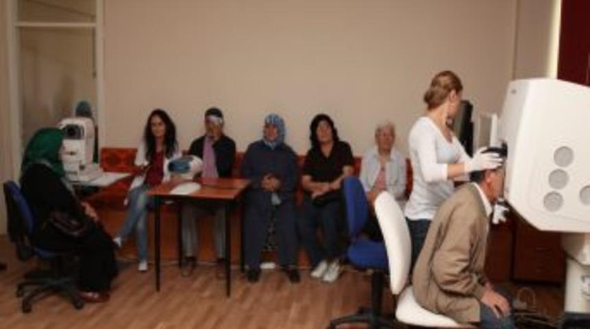 65 Yaş Üstü Vatandaşlara Ücretsiz Göz Taraması