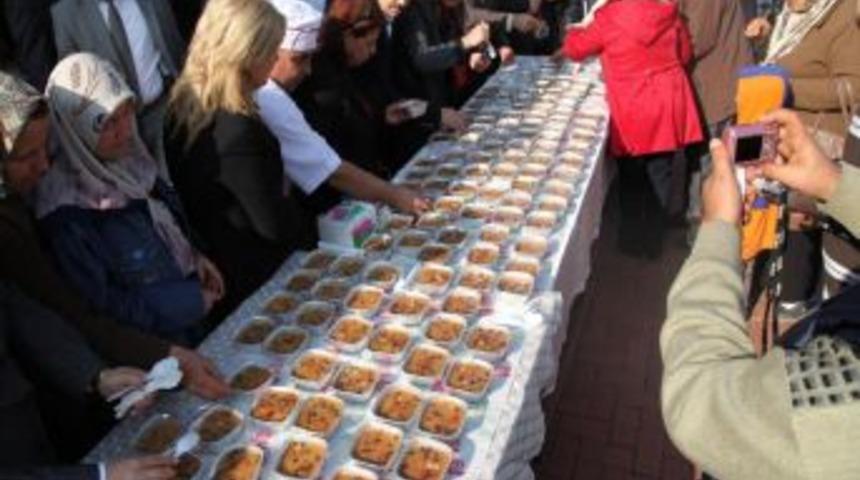 AK Partili Kadınlardan 'aşure' Etkinliği